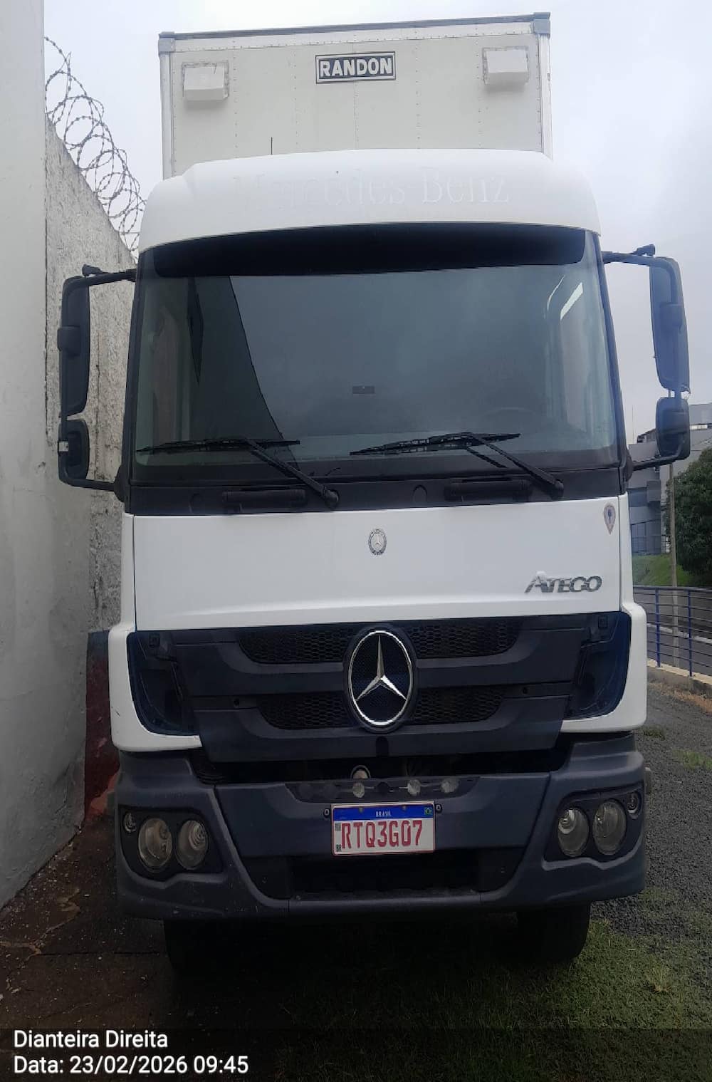 Mercedes-Benz Atego 2430 6x2 (E5)