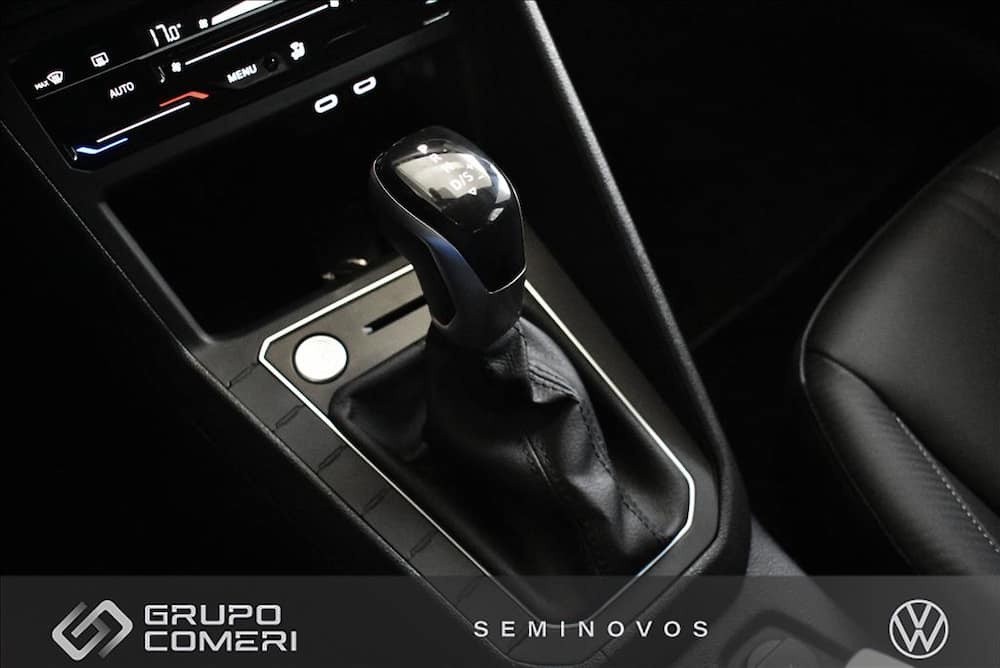 2027 VOLKSWAGEN NIVUS 1.0 200 TSI TOTAL FLEX HIGHLINE AUTOMÁTICO
