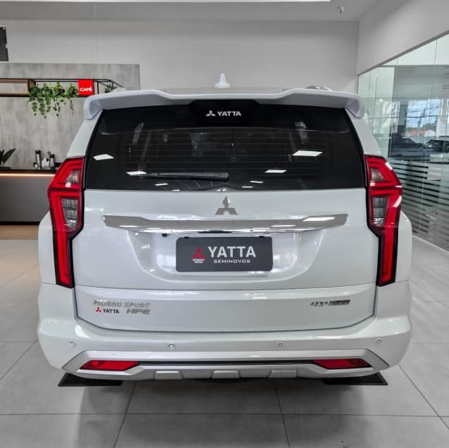 Mitsubishi PAJERO SPORT 2.4 16V MIVEC TURBO DIESEL HPE AWD AUTOMÁTICO 2022/2023