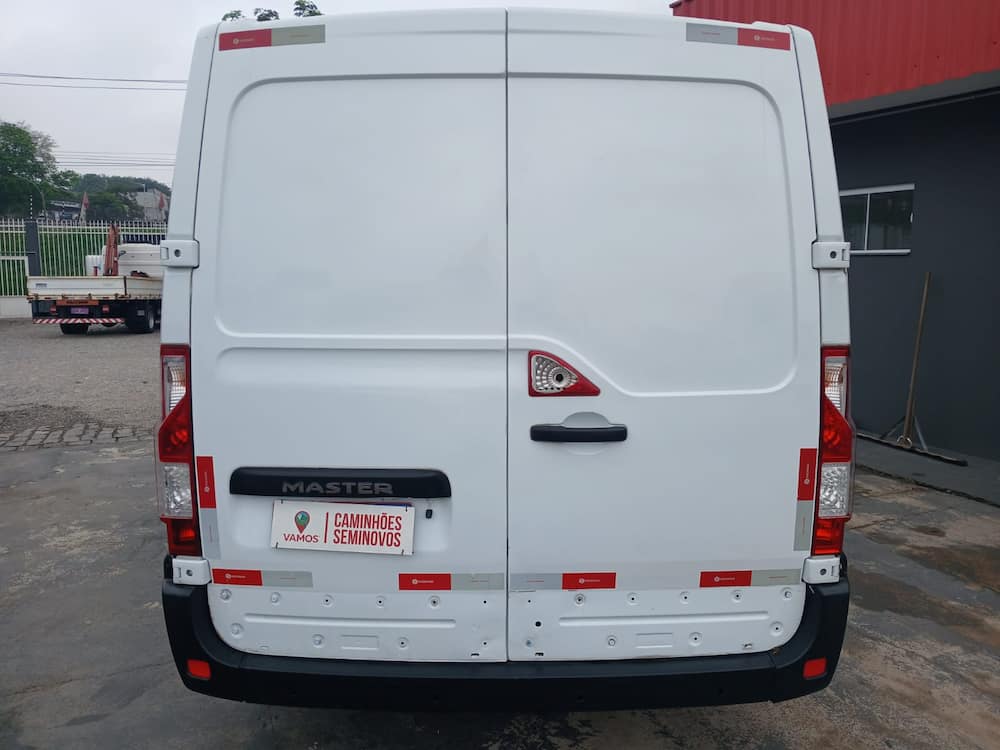 RENAULT MASTER FUR L1H1