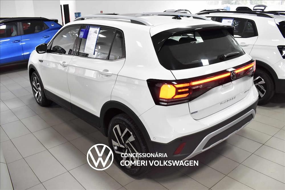 2027 VOLKSWAGEN T-CROSS 1.4 250 TSI TOTAL FLEX HIGHLINE AUTOMÁTICO
