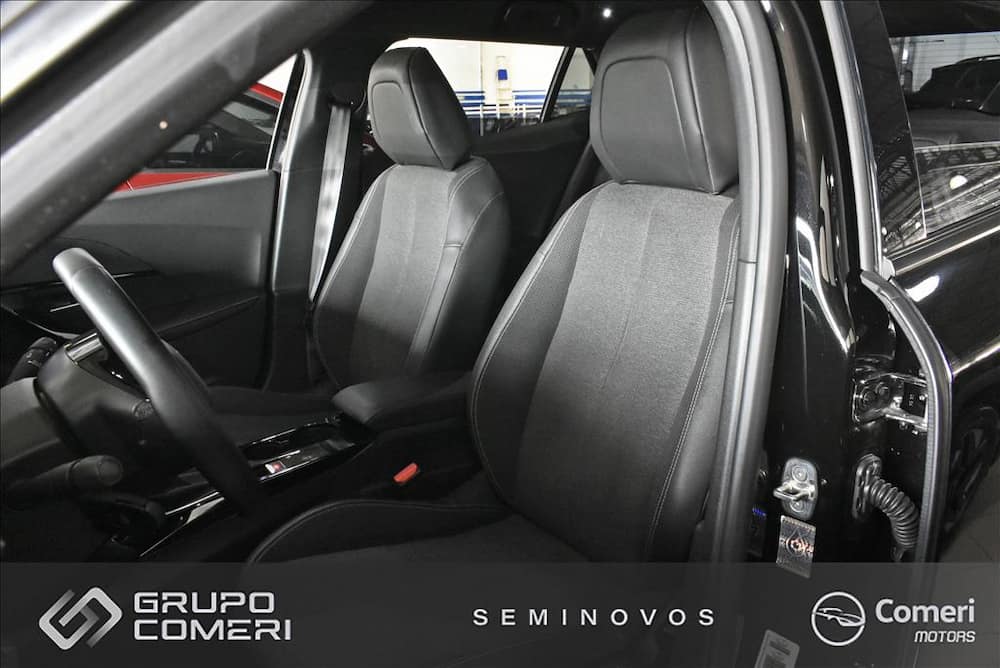 2025 PEUGEOT 2008 1.0 TURBO 200 FLEX ACTIVE CVT