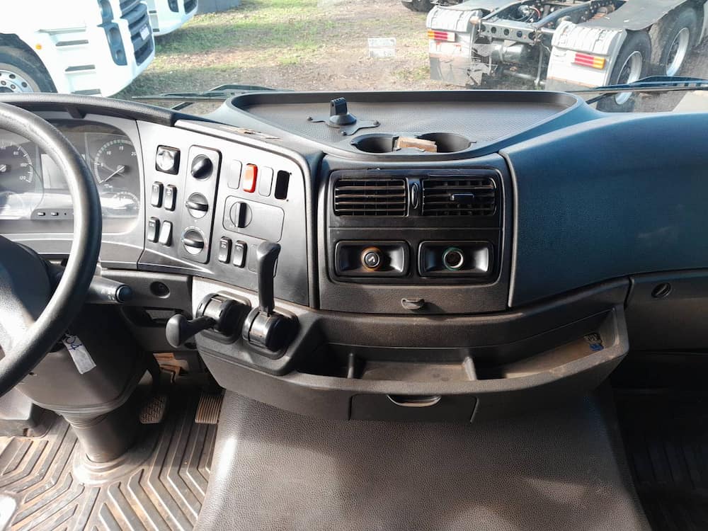 Mercedes-Benz Axor 3344 S (6X4)