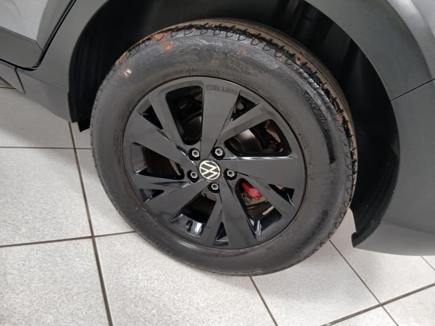 Volkswagen NIVUS 1.0 200 TSI TOTAL FLEX COMFORTLINE AUTOMÁTICO 2022/2023