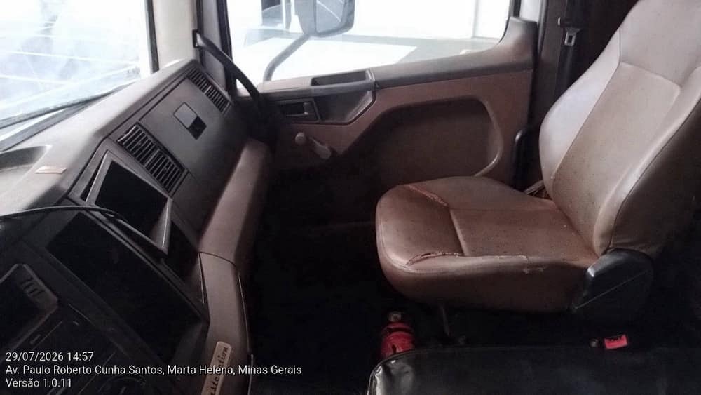 VOLKSWAGEN 26.280 CRM 6X4