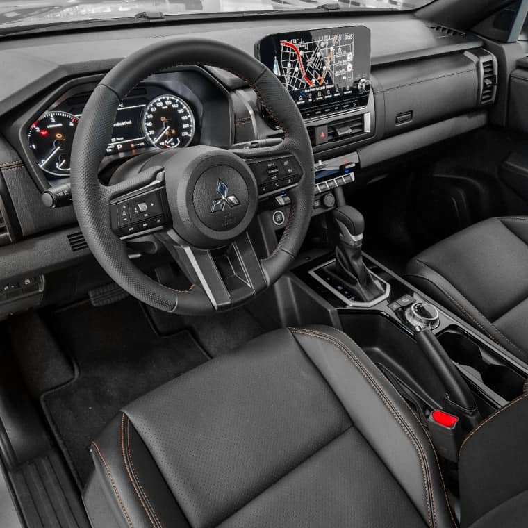 Mitsubishi TRITON 2.4 BITURBO DIESEL CD KATANA 4X4 AUTOMÁTICO 2026/2027