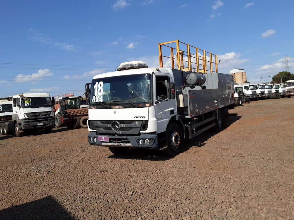 Mercedes-Benz Atego 2730 6x4 2p (diesel)(E5)