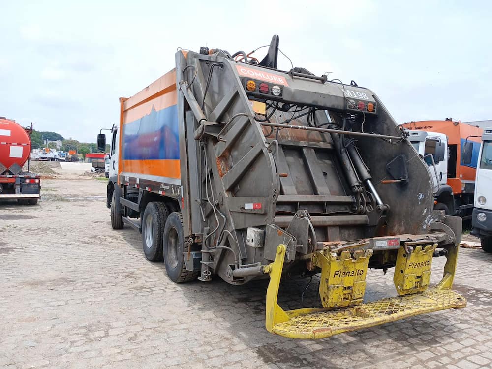 Volkswagen 24-260 E Constel. 6x2 2p (diesel)(E5)