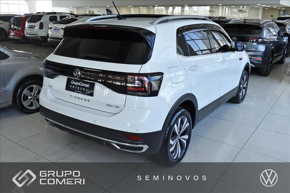 2024 VOLKSWAGEN T-CROSS 1.4 250 TSI TOTAL FLEX HIGHLINE AUTOMÁTICO