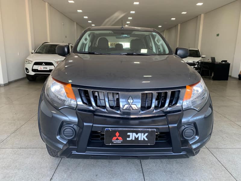 Mitsubishi MMC TRITON SPORT OUTD GLS