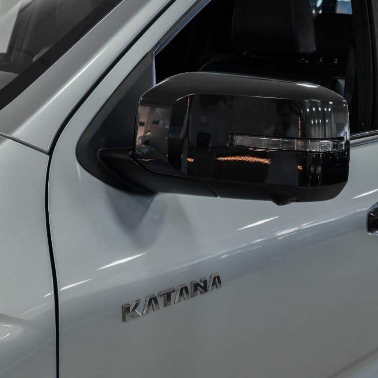 Mitsubishi TRITON 2.4 BITURBO DIESEL CD KATANA 4X4 AUTOMÁTICO 2025/2026