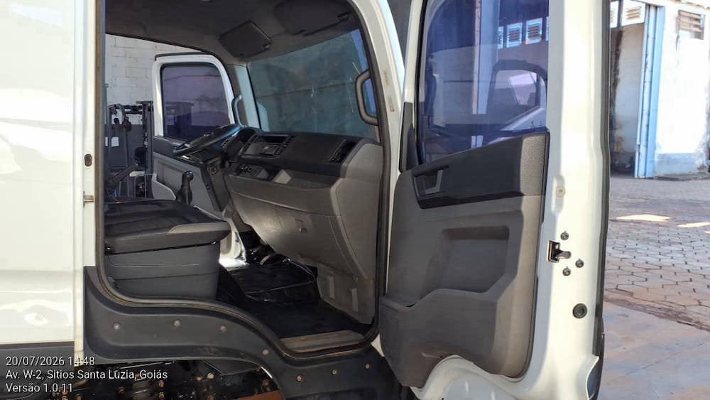 VOLKSWAGEN 6-160 DELIVERY 2P DIESEL E5