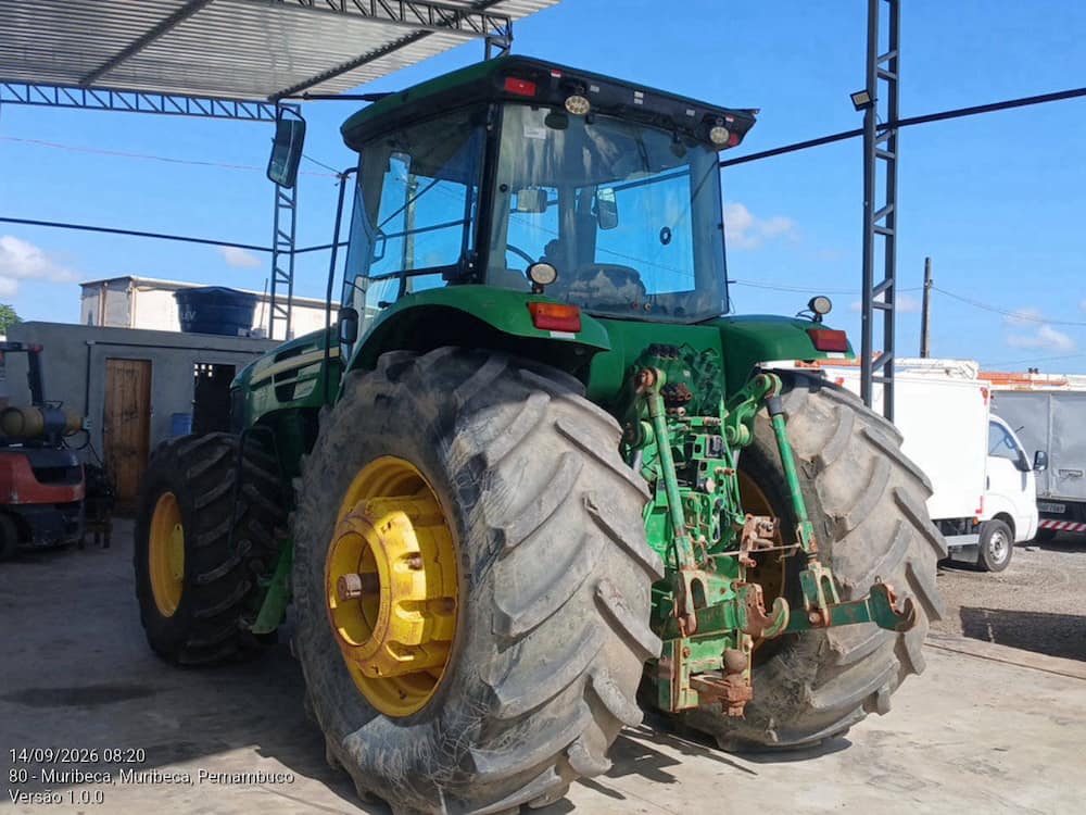 JOHN DEERE 7200J