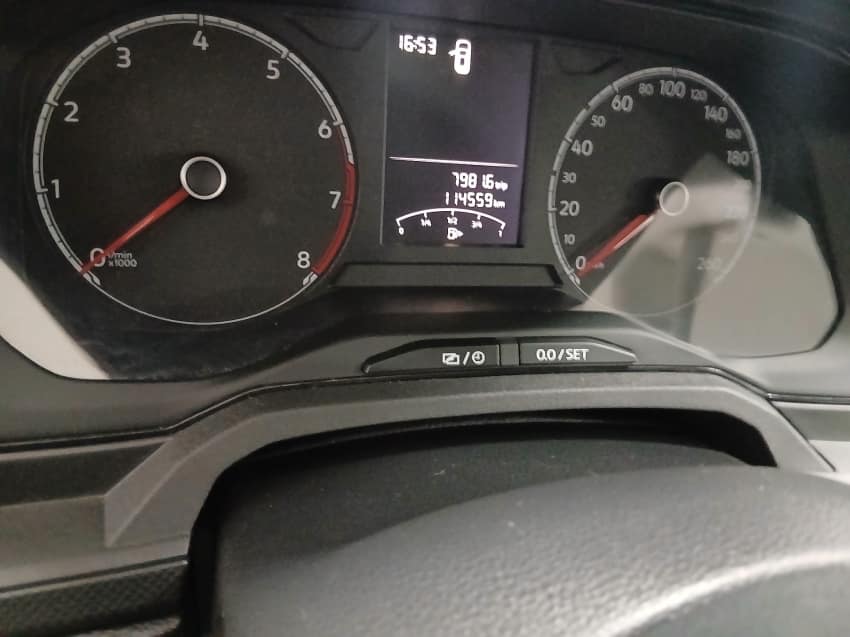 Volkswagen POLO 1.0 MPI TRACK MANUAL