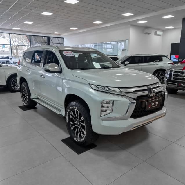 Mitsubishi PAJERO SPORT 2.4 16V MIVEC TURBO DIESEL HPE AWD AUTOMÁTICO 2022/2023