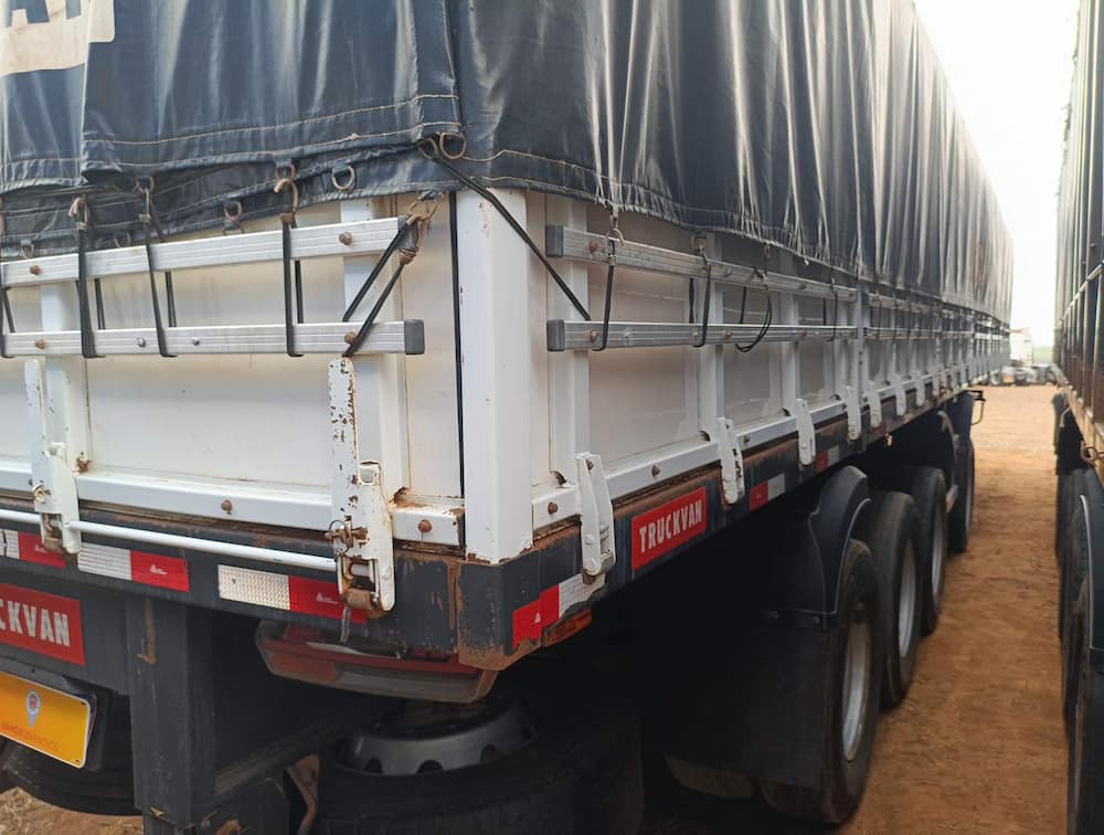 TRUCKVAN SR GRANELEIRO 4E 1+3