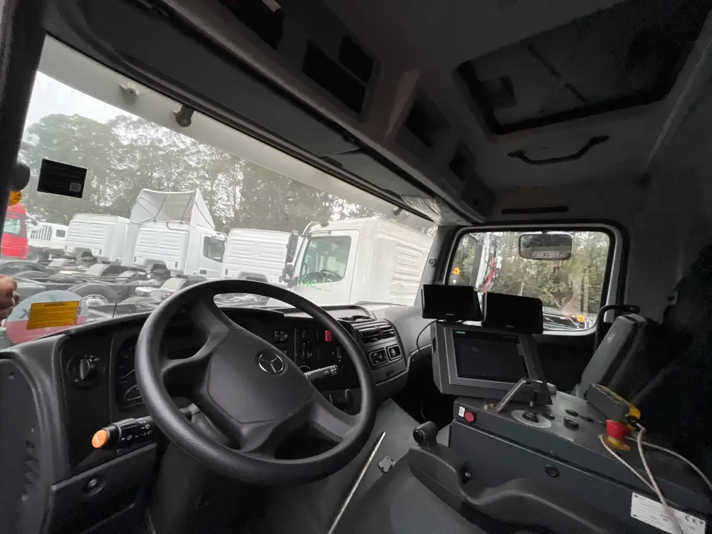 Mercedes-Benz Atego 2430 6x2 (E5)