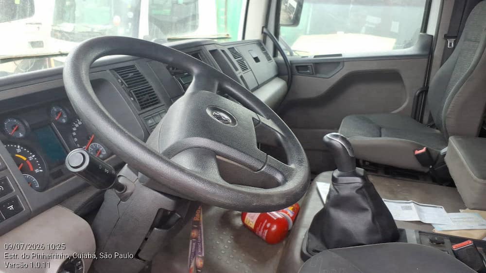 VOLKSWAGEN 25.420 CTC 6X2