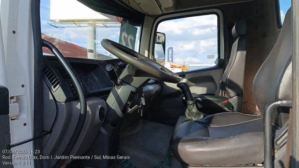 VOLKSWAGEN 26.280 CRM 6X4