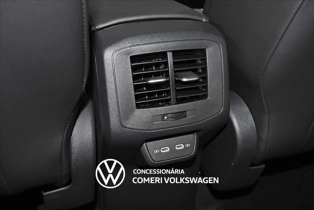 2027 VOLKSWAGEN T-CROSS 1.4 250 TSI TOTAL FLEX HIGHLINE AUTOMÁTICO