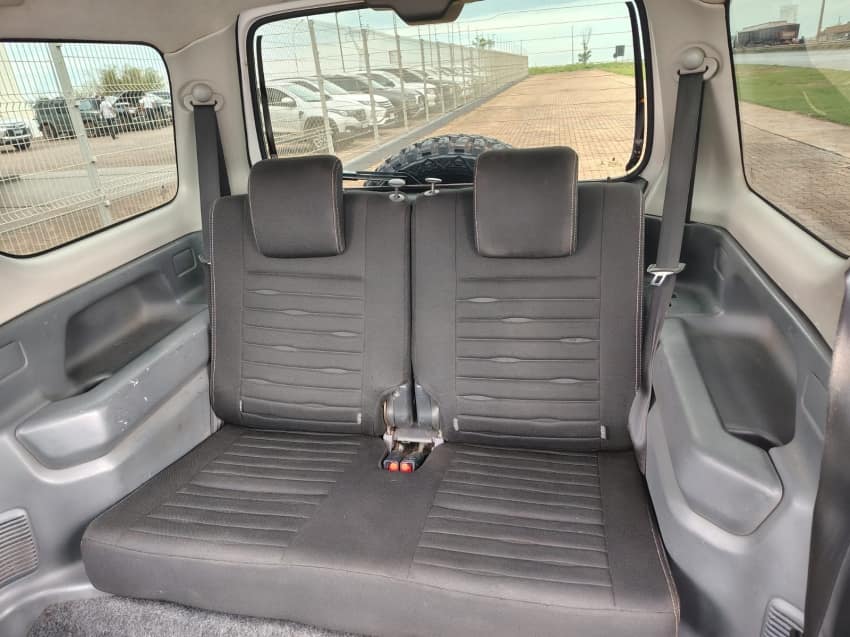 Suzuki JIMNY 1.3 4ALL 4X4 16V GASOLINA 2P MANUAL
