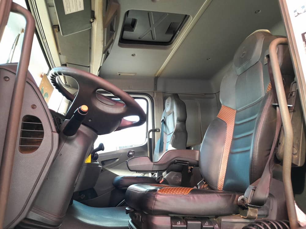 Mercedes-Benz Axor 3344 S (6X4)