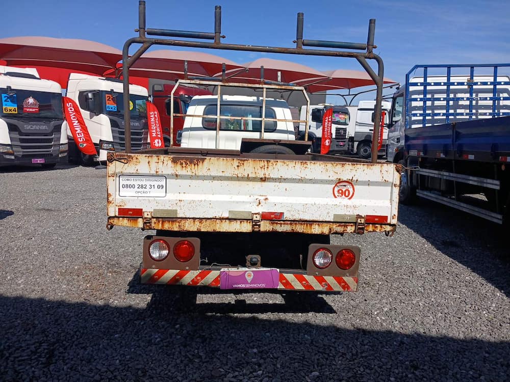 Kia Bongo K-2500 STD 4x2 RS (cab. simples)