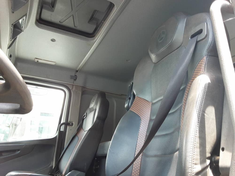 Mercedes-Benz Axor 3344 S (6X4)