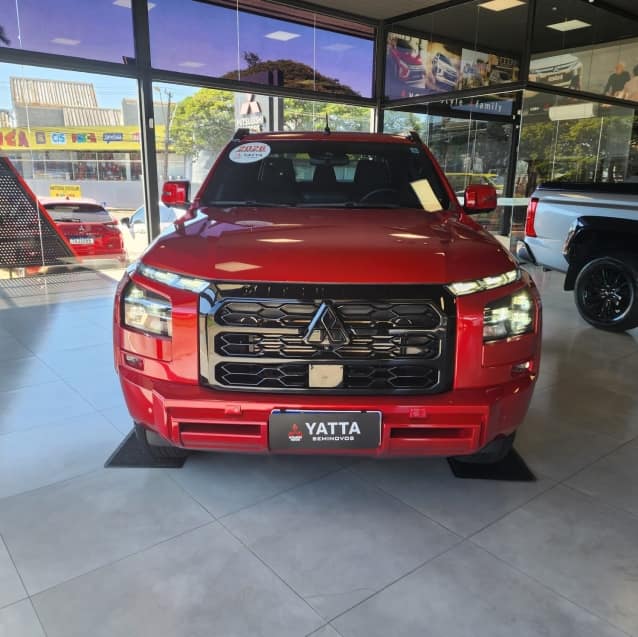 Mitsubishi TRITON 2.4 BITURBO DIESEL CD KATANA 4X4 AUTOMÁTICO 2025/2026