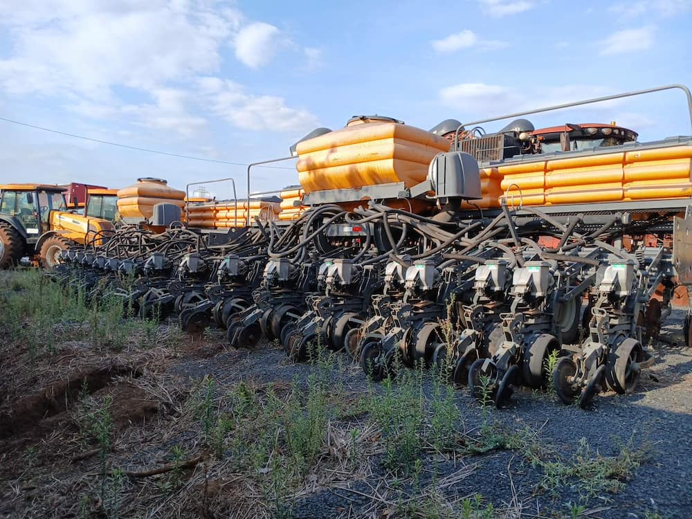 VALTRA PLANTADEIRA FRONTIER BP 3016