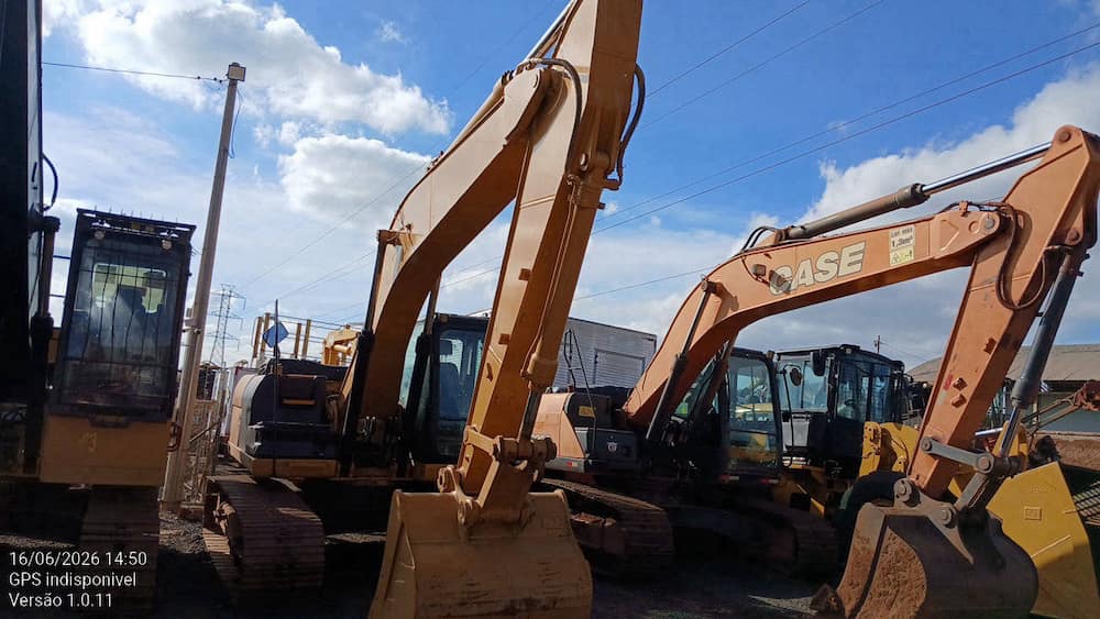CATERPILLAR CAT 320