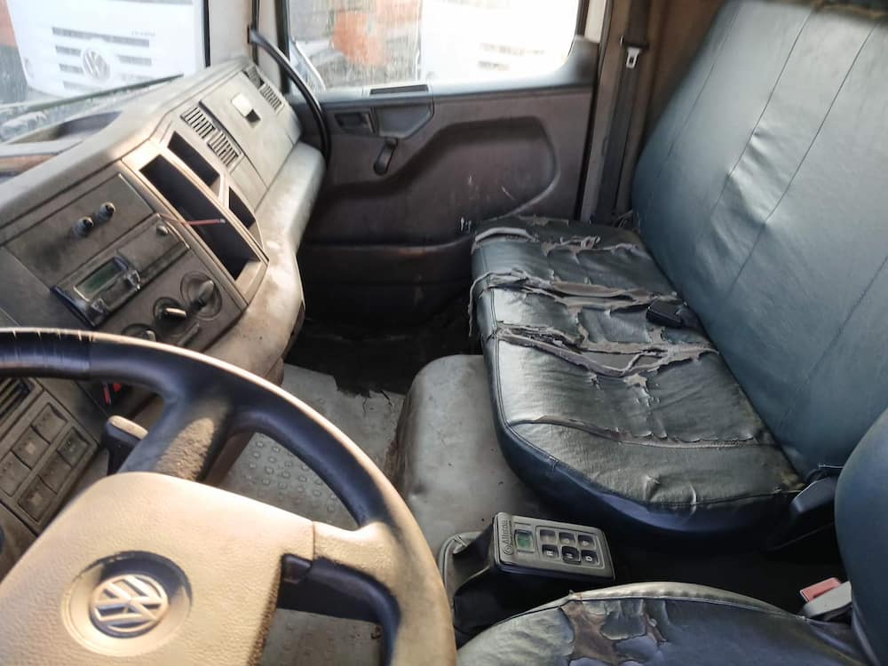 Volkswagen 24-260 E Constel. 6x2 2p (diesel)(E5)