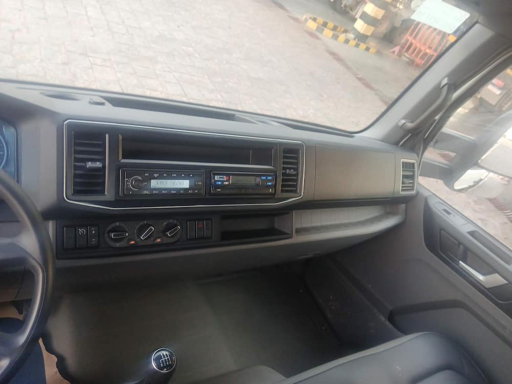VOLKSWAGEN 6.170 DRF 4X2