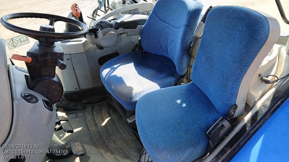 NEW HOLLAND T7 240