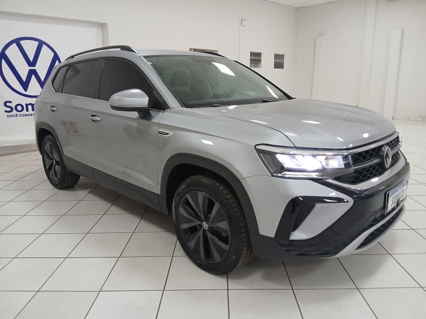 Volkswagen TAOS 1.4 250 TSI TOTAL FLEX COMFORTLINE AUTOMÁTICO
