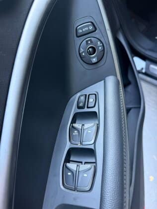 Hyundai Santa Fe 3.3 V6 7L 4WD (Aut)