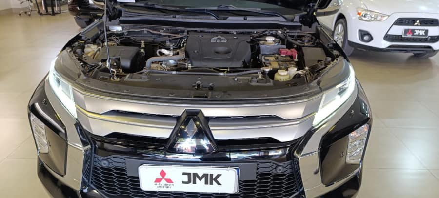 Mitsubishi MMC PAJERO HPE S