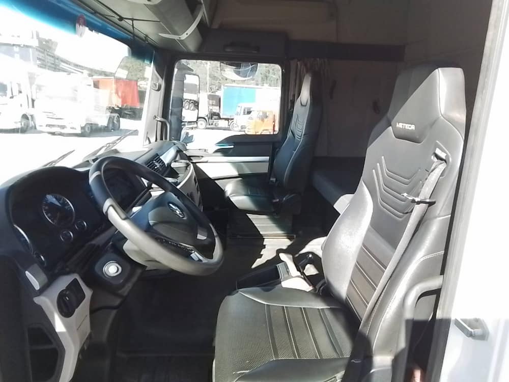 Volkswagen Meteor 29.520 6x4 2p (diesel)(E5)