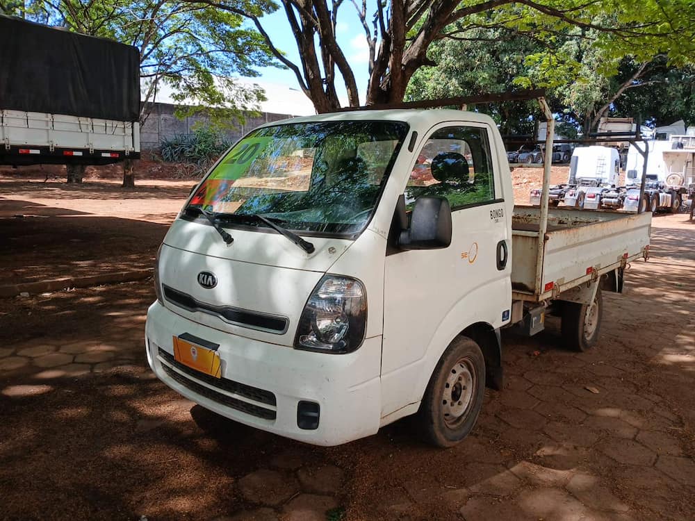 Kia Bongo K-2500 STD 4x2 RS (cab. simples)