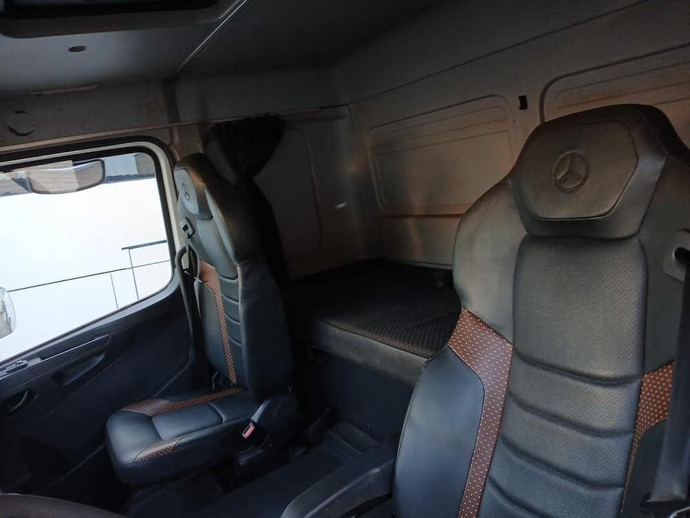 Mercedes-Benz Axor 3344 S (6X4)