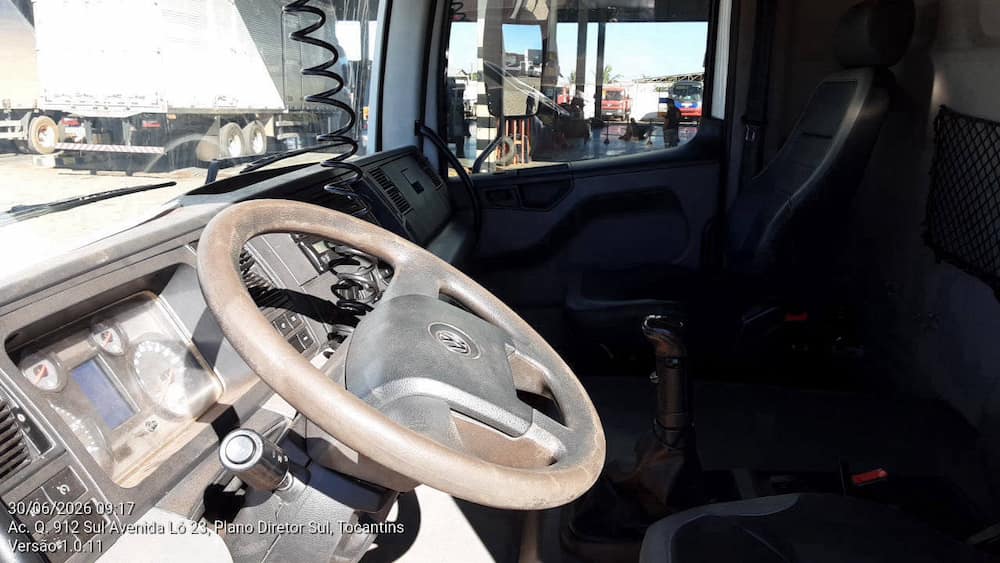 VOLKSWAGEN 31-330 E CONSTEL. 2P DIESEL E5 6X4