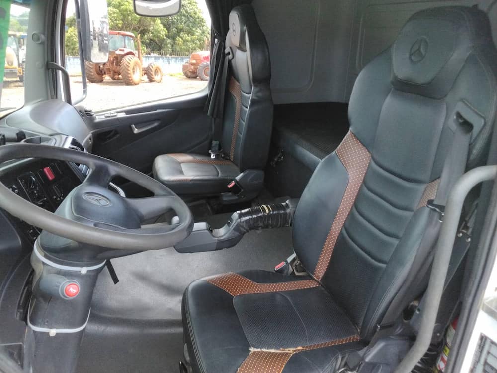 Mercedes-Benz Axor 3344 S (6X4)