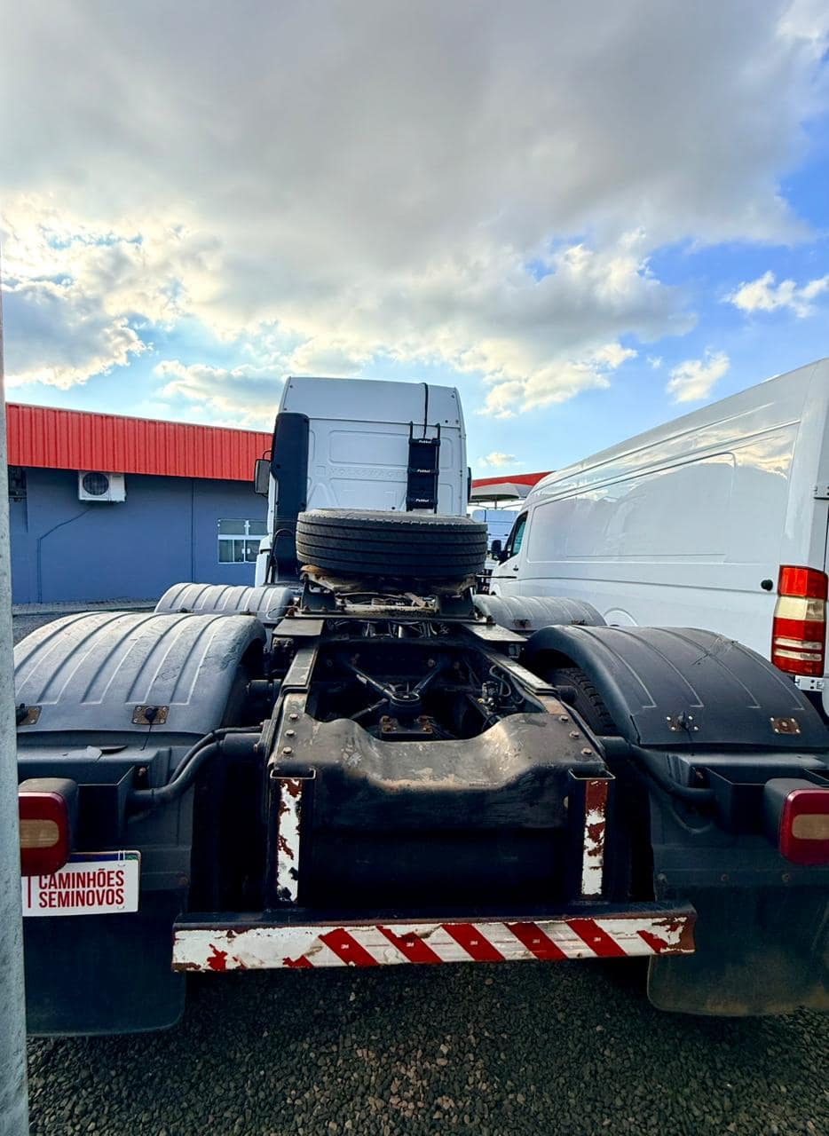 VOLKSWAGEN 26-420 E CONSTEL. 2P DIESEL E5 6X4