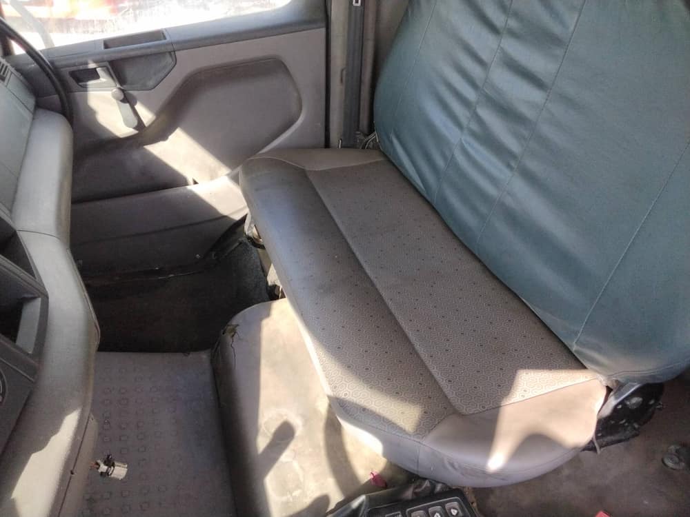 Volkswagen 24-260 E Constel. 6x2 2p (diesel)(E5)