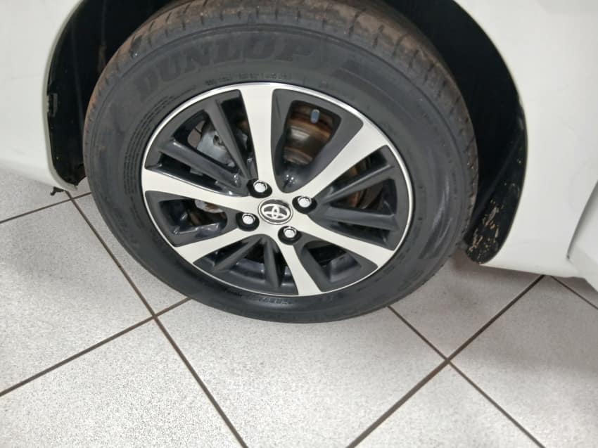 Toyota YARIS 1.5 16V FLEX XLS MULTIDRIVE 2019/2019