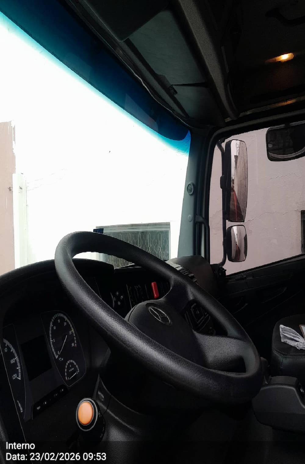 Mercedes-Benz Atego 2430 6x2 (E5)