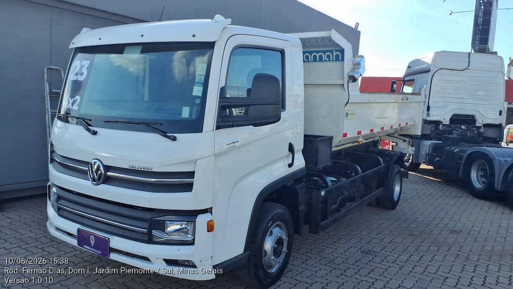 VOLKSWAGEN 11-180 DELIVERY 2P DIESEL E5