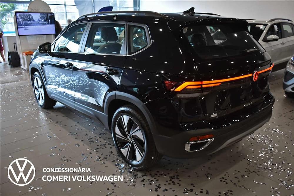 2026 VOLKSWAGEN TAOS 1.4 250 TSI TOTAL FLEX COMFORTLINE AUTOMÁTICO
