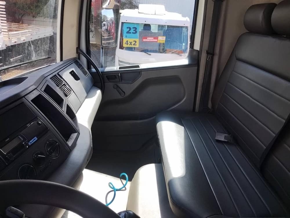 Volkswagen 17-260 E Constel. 4x2 2p (diesel) (E5)
