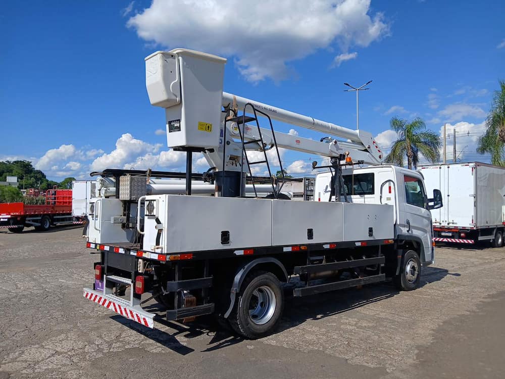 Volkswagen 11-180 Delivery 2p (diesel)(E5)